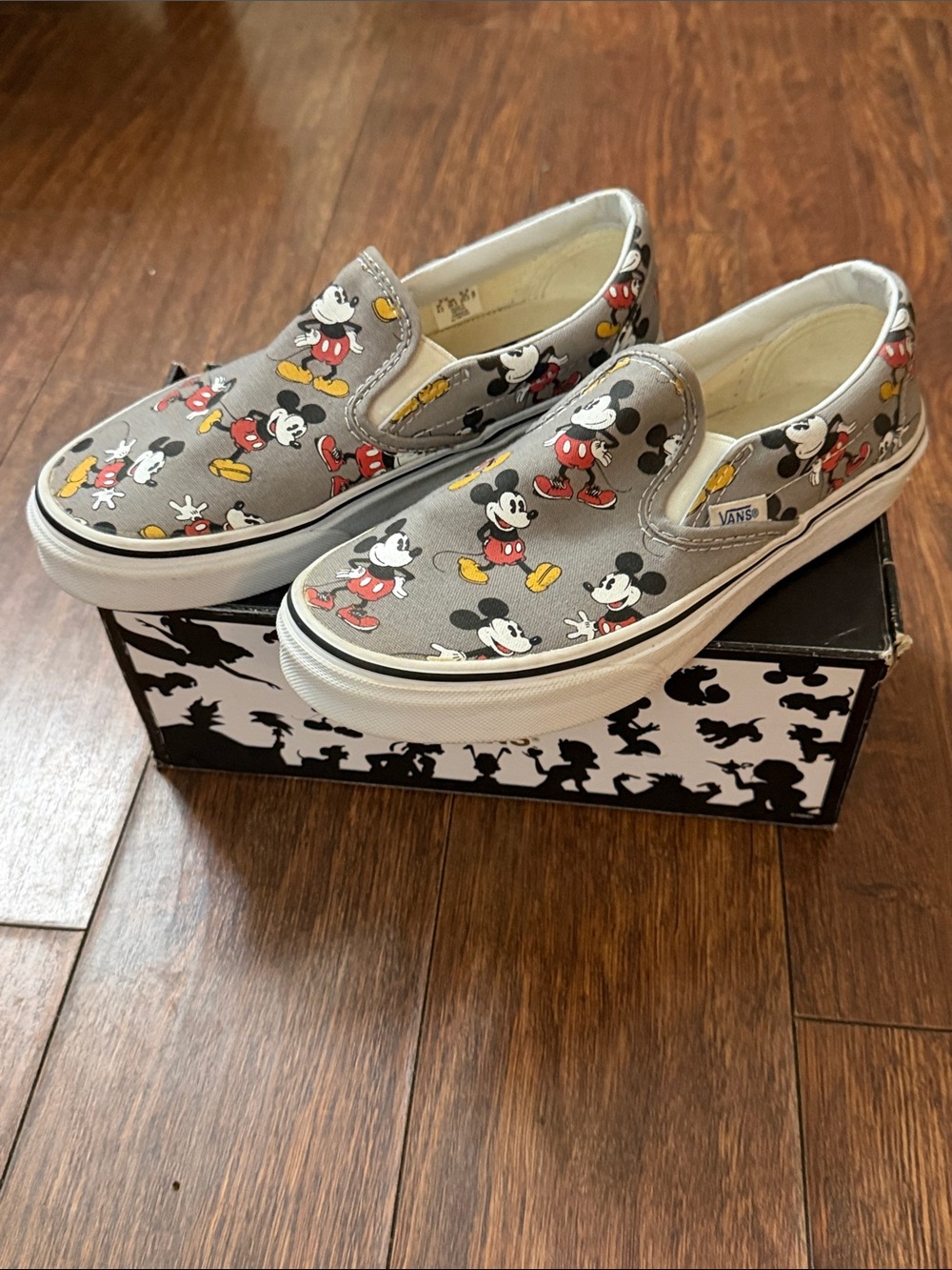 Vans Women Gray Slip-On Sneakers with Mickey Mouse Print